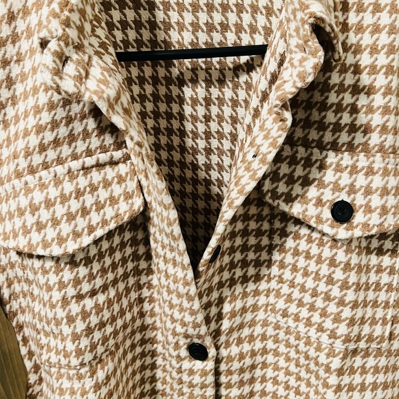 Tweed Houndstooth Single Breasted Shacket - Picture 5 of 6